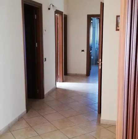 Nilu' E Sagio' B&B 바로니씨